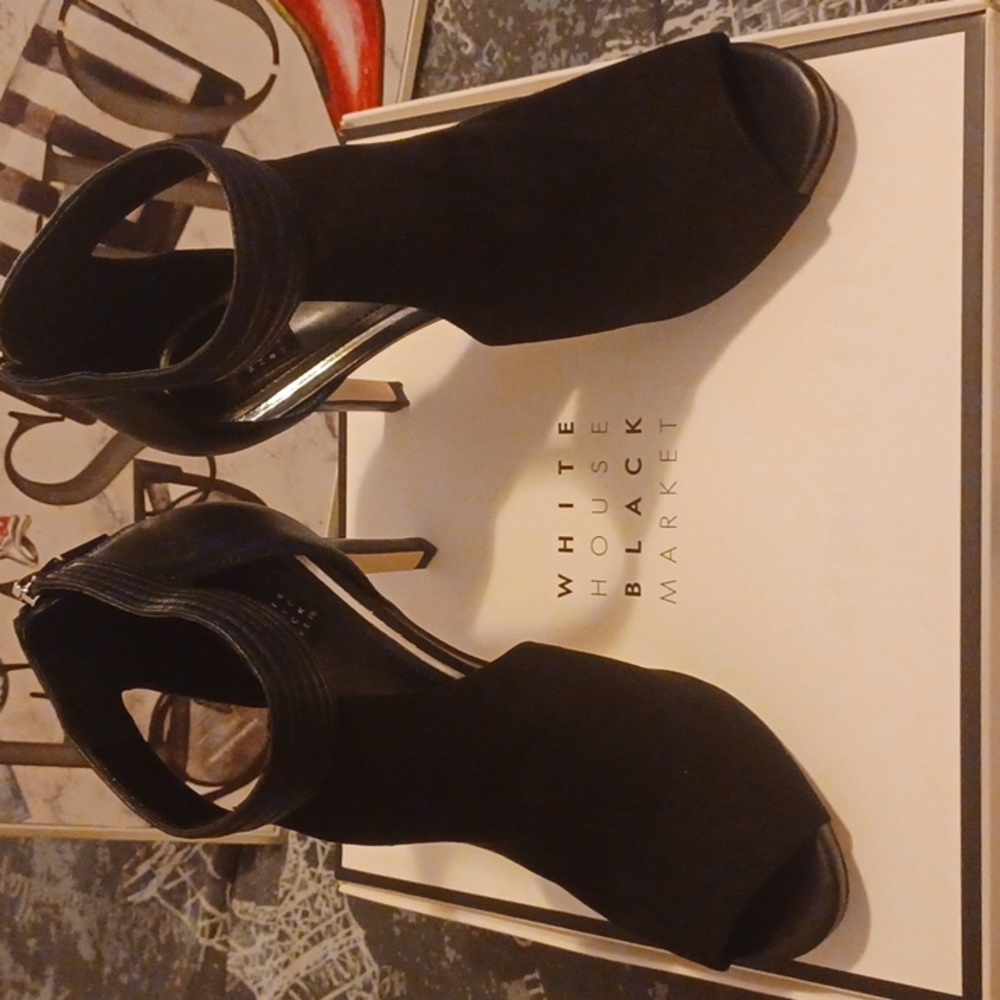 White House Black Market Peep Toe Shoe